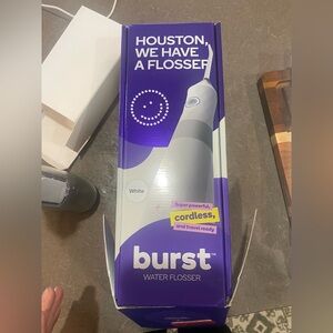 Burst Cordless Water Flosser - White